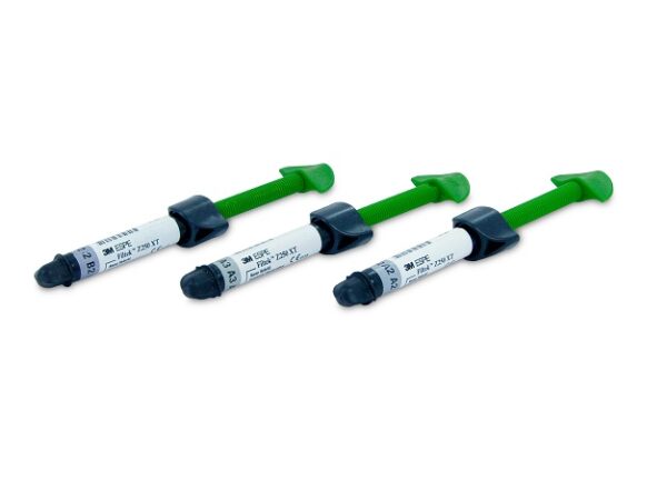 3M™ ESPE™ Filtek™ Z250XT composite Syringe (Copy)